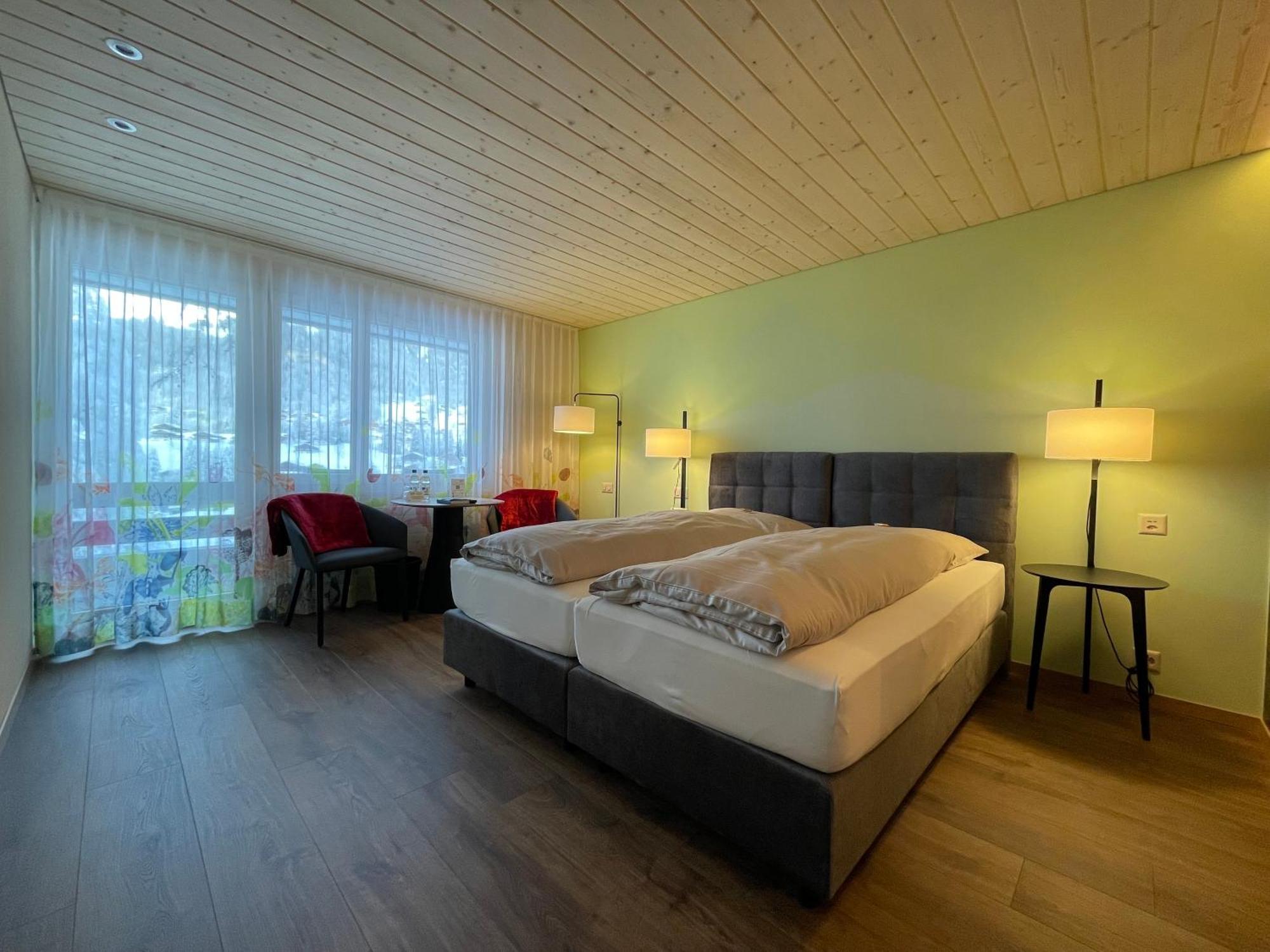 Ferien- Und Familienhotel Alpina Adelboden Exteriör bild