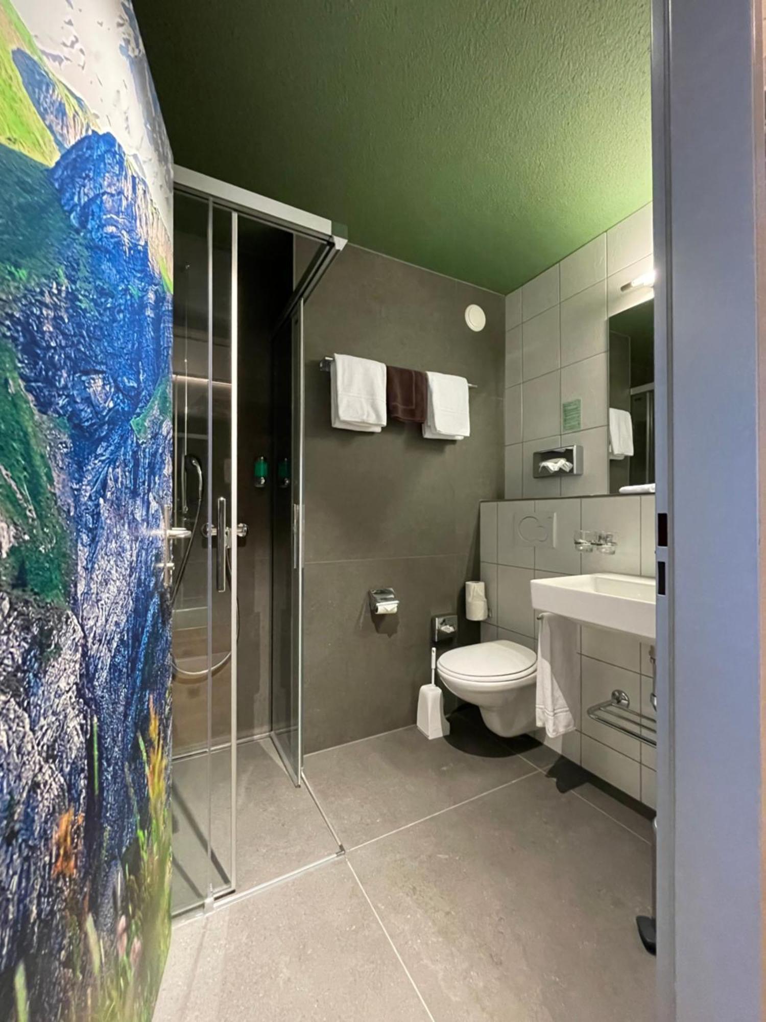 Ferien- Und Familienhotel Alpina Adelboden Exteriör bild