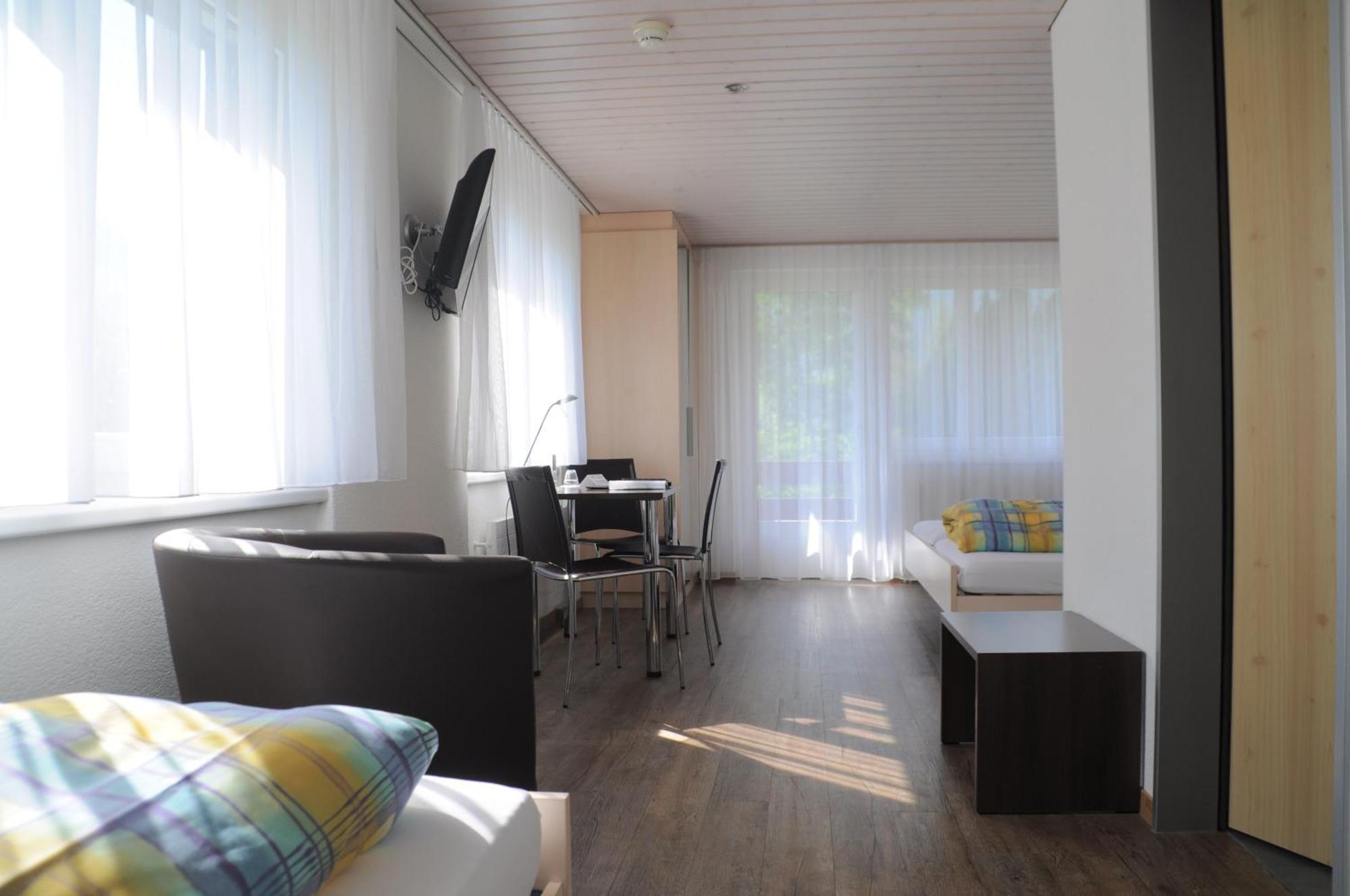 Ferien- Und Familienhotel Alpina Adelboden Exteriör bild