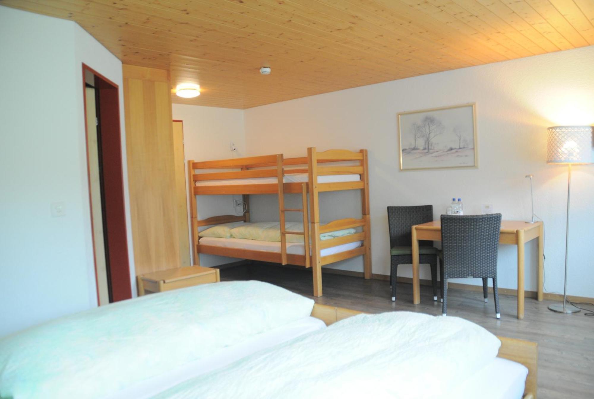 Ferien- Und Familienhotel Alpina Adelboden Exteriör bild